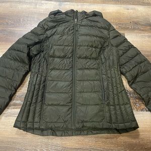 Woman’s Puffer Coat (sizeM)